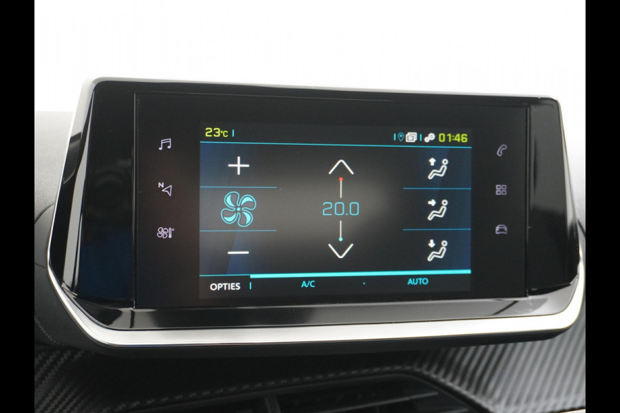 Peugeot e-2008 EV Allure 50 kWh CAMERA | NAVI | RIJKLAAR INCL. 12 MND. BOVAGGARANTIE