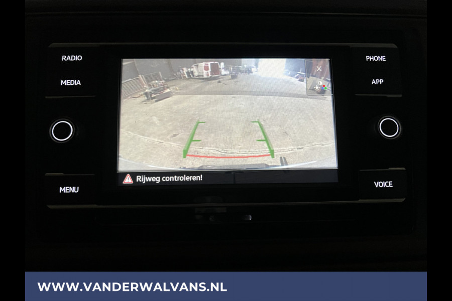 Volkswagen Crafter 2.0 TDI 141pk L3H2 L2H1 Euro6 Airco | Camera | Apple Carplay | Android Auto Bijrijdersbank