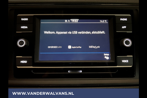 Volkswagen Crafter 2.0 TDI 141pk L3H2 L2H1 Euro6 Airco | Camera | Apple Carplay | Android Auto Bijrijdersbank