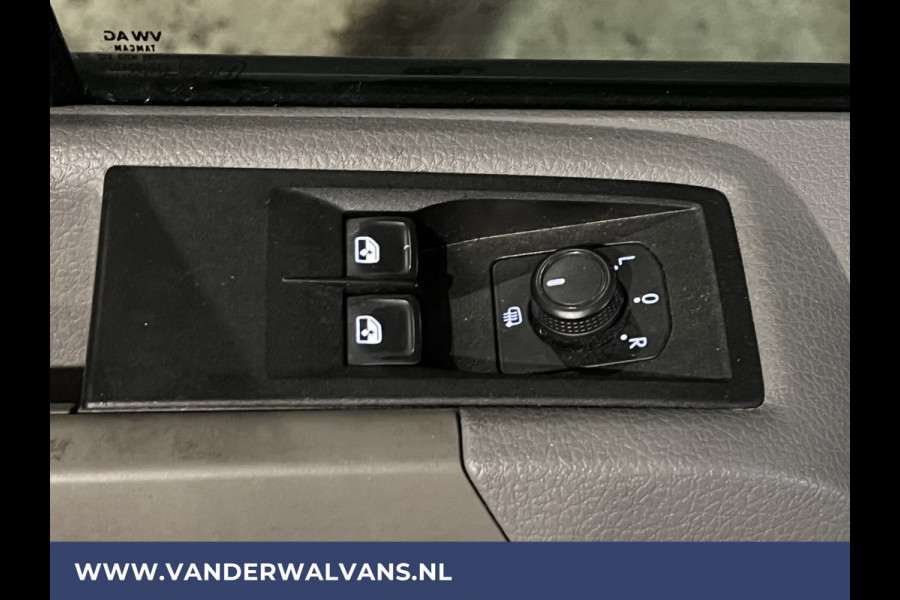 Volkswagen Crafter 2.0 TDI 141pk L3H2 L2H1 Euro6 Airco | Camera | Apple Carplay | Android Auto Bijrijdersbank