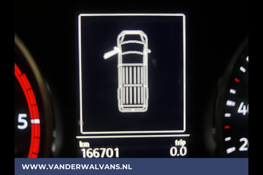 Volkswagen Crafter 2.0 TDI 141pk L3H2 L2H1 Euro6 Airco | Camera | Apple Carplay | Android Auto Bijrijdersbank