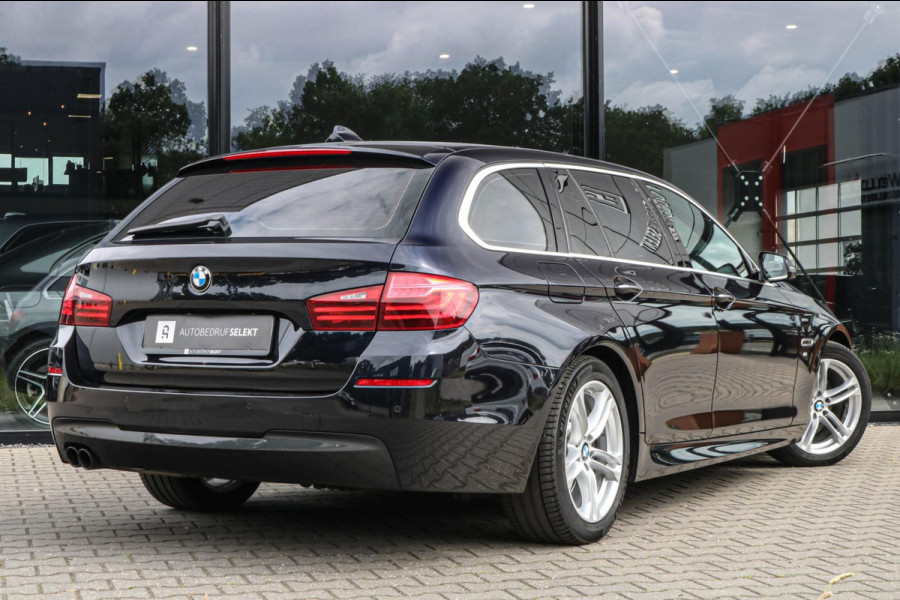 BMW 5 Serie Touring 520i M Sport - MEMORY - COMFORTSTOELEN - LED