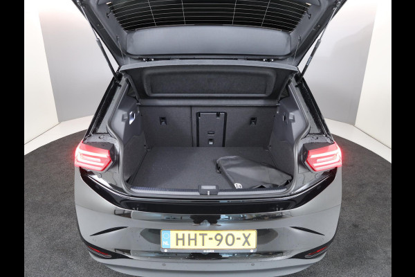 Volkswagen ID.3 Pro Business 59 kWh 204pk Pano-dak| Navi| 19'LM-velgen| verwarmd stuur en-voorstoelen