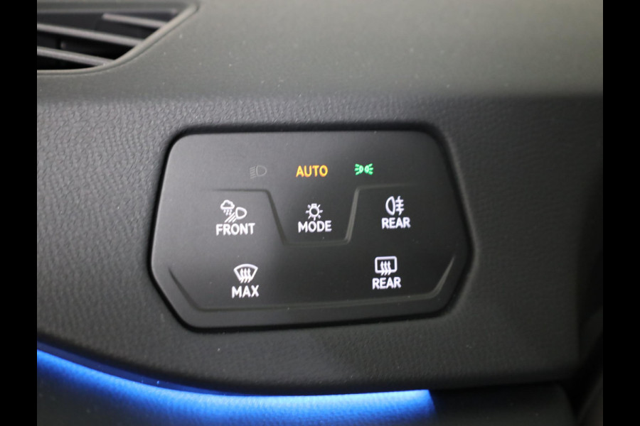 Volkswagen ID.3 Pro Business 59 kWh 204pk Pano-dak| Navi| 19'LM-velgen| verwarmd stuur en-voorstoelen