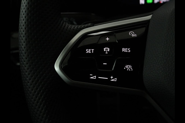 Volkswagen Golf 1.4 eHybrid GTE | Camera | Adaptive cruise | Carplay | Navigatie | Sportstoelen | Full LED | Sfeerverlichting | PHEV