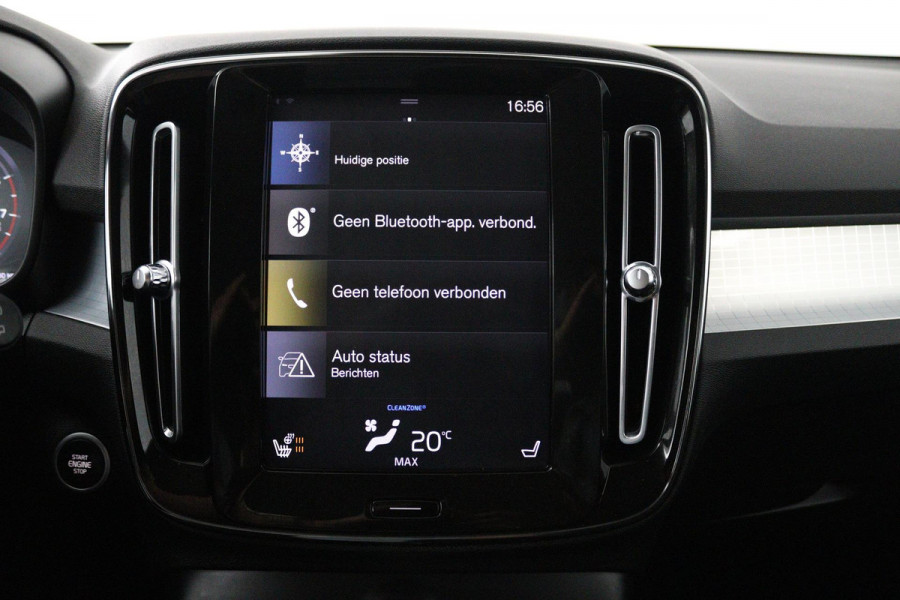 Volvo XC40 2.0 T4 Inscription (TREKHAAK, STOEL/STUUR VERWARMING, ACHTERUITRIJCAMERA, NAVIGATIE, SENSOREN, NL-AUTO)