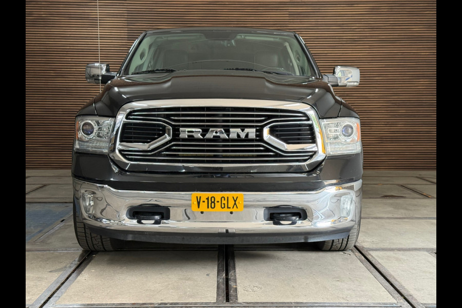 Dodge Ram 1500 5.7 V8 4x4 Crew Cab Longhorn | Full option | Luchtvering | Camera | Closed Cab | Top staat! |