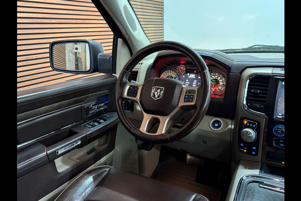 Dodge Ram 1500 5.7 V8 4x4 Crew Cab Longhorn | Full option | Luchtvering | Camera | Closed Cab | Top staat! |