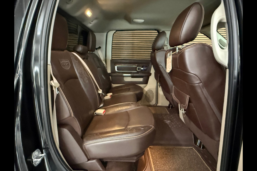 Dodge Ram 1500 5.7 V8 4x4 Crew Cab Longhorn | Full option | Luchtvering | Camera | Closed Cab | Top staat! |
