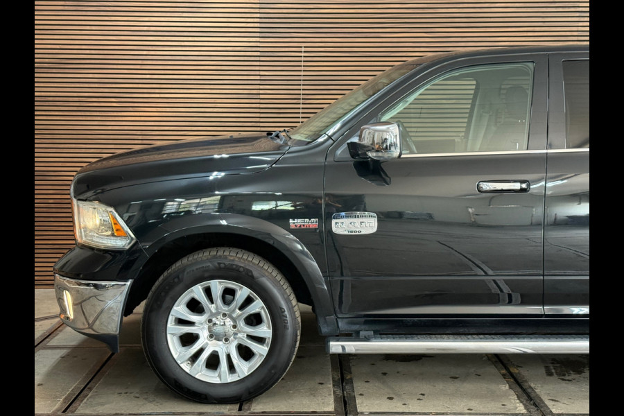 Dodge Ram 1500 5.7 V8 4x4 Crew Cab Longhorn | Full option | Luchtvering | Camera | Closed Cab | Top staat! |