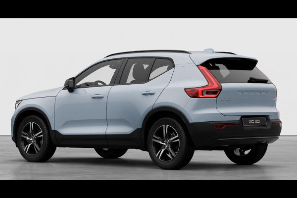 Volvo XC40 B4 211PK Automaat Plus Dark / Extra getint glas achter / Climate pack / Connect Nubuck bekleding