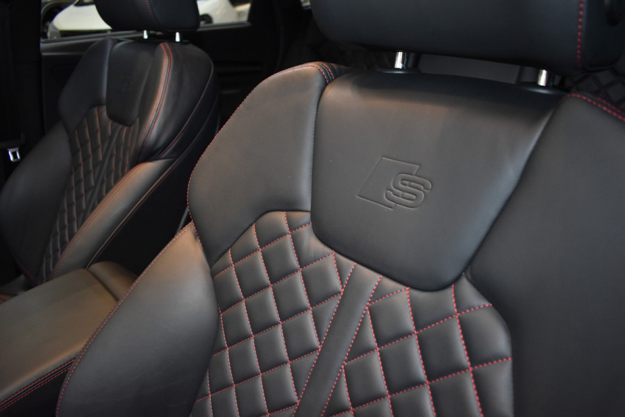 Audi Q5 3.0 TFSI SQ5 quattro Pro Line Plus Pano Leer Luchtvering Trekhaak Black edition