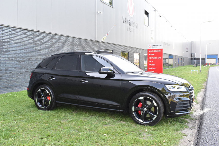 Audi Q5 3.0 TFSI SQ5 quattro Pro Line Plus Pano Leer Luchtvering Trekhaak Black edition