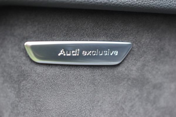 Audi Q5 3.0 TFSI SQ5 quattro Pro Line Plus Pano Leer Luchtvering Trekhaak Black edition