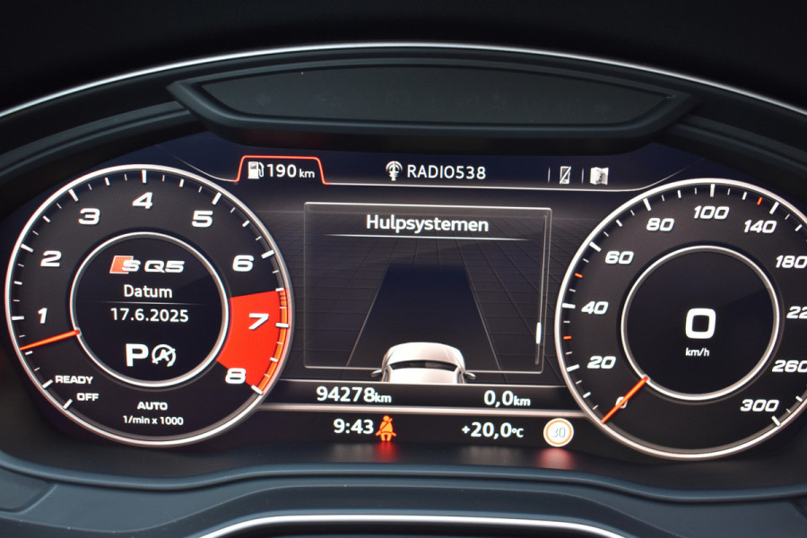 Audi Q5 3.0 TFSI SQ5 quattro Pro Line Plus Pano Leer Luchtvering Trekhaak Black edition