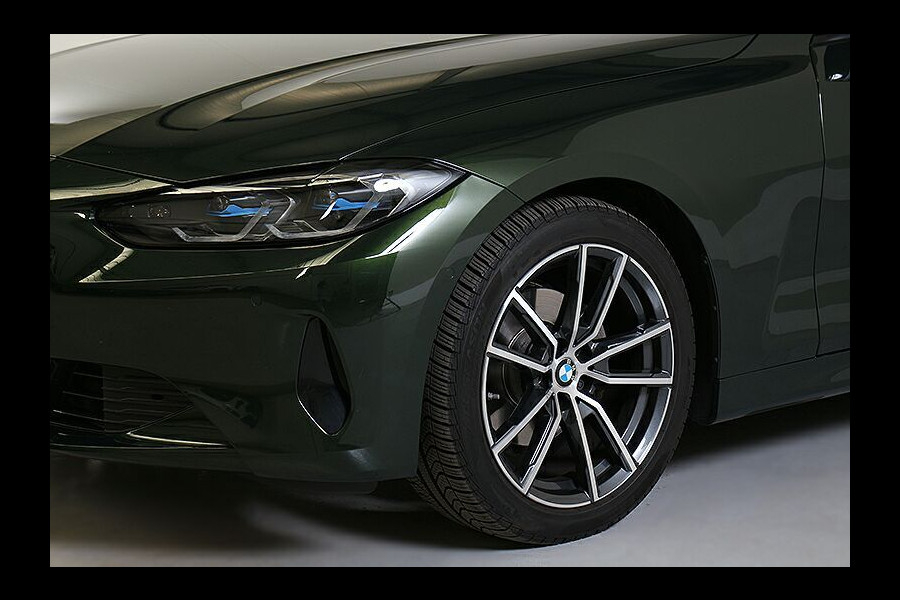 BMW 4 Serie Cabrio 430iA ** LASER, NAVI+, BRUIN LEDER, NEKVERW, 18-inch LMV, VERW. STUUR ** 1e EIG - UNFALLFREI ** ** INFORMEER OOK NAAR ONZE AANTREKKELIJKE FINANCIAL-LEASE TARIEVEN **