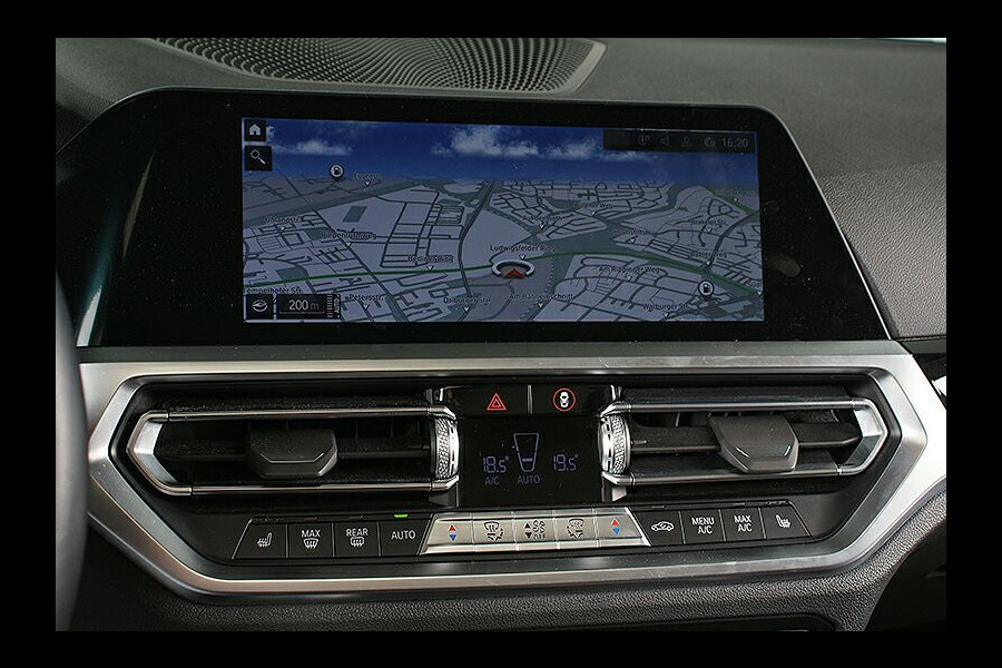 BMW 4 Serie Cabrio 430iA ** LASER, NAVI+, BRUIN LEDER, NEKVERW, 18-inch LMV, VERW. STUUR ** 1e EIG - UNFALLFREI ** ** INFORMEER OOK NAAR ONZE AANTREKKELIJKE FINANCIAL-LEASE TARIEVEN **