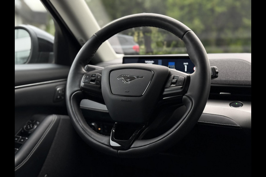 Ford Mustang Mach-E Aut. 75kWh | Trekhaak | Bang & Olufssen | 360 Camera | Panorama |