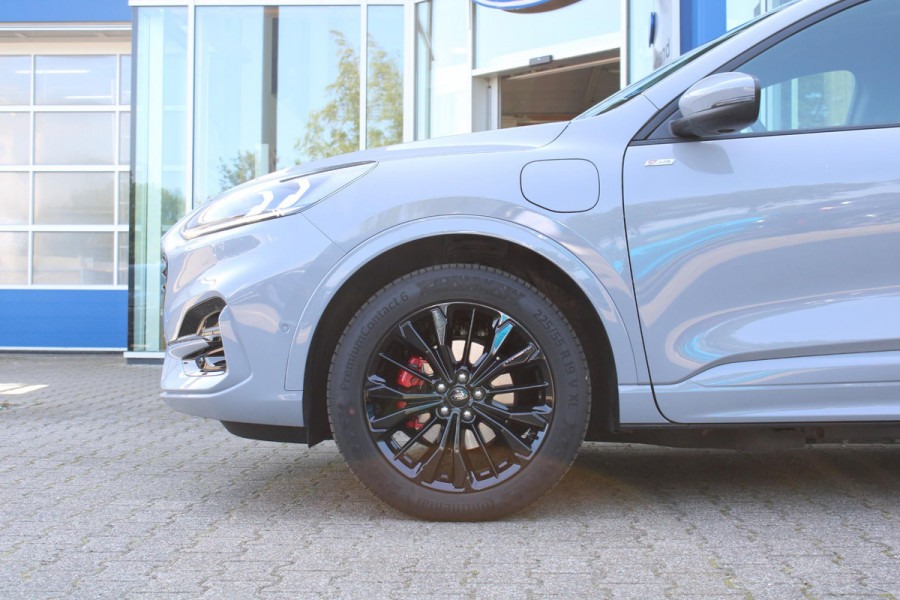 Ford Kuga 2.5 PHEV Graphite Tech Edition 225pk | Driver Assistance Pack | Technology pack | Wegklapbare Trekhaak  | Panorama dak | Winterpack | Verlengde fabrieksgarantie tot 05-2028