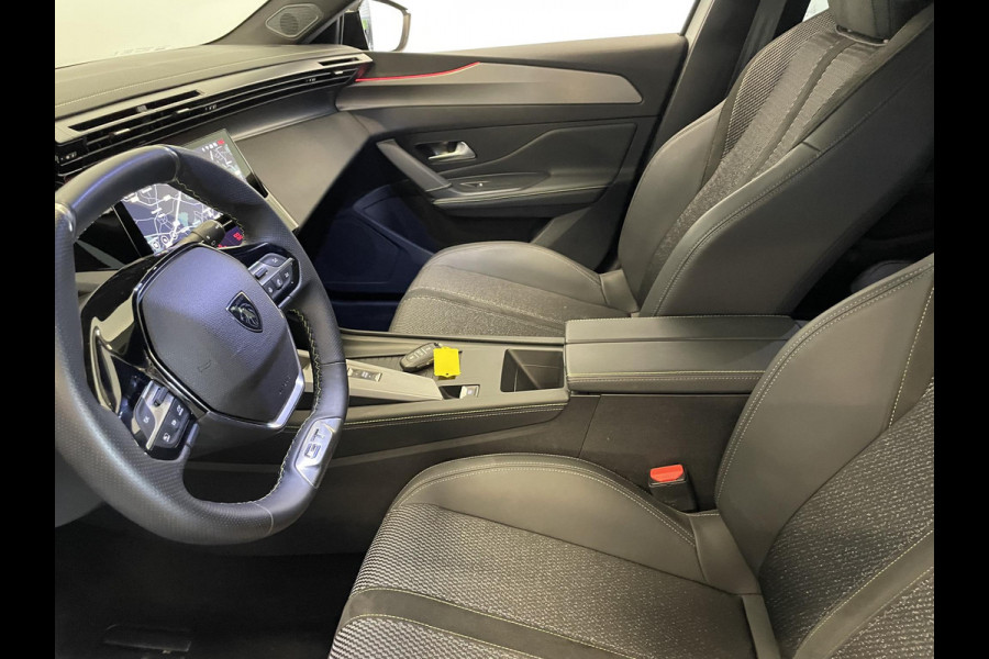 Peugeot 308 1.2 PureTech GT Climate control Adaptive cruise control Parkeersensoren Achteruitrijcamera Navigatie Voorstoelen verwarmd LED Apple Carplay/ Android Auto