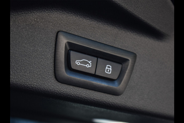 BMW X5 xDrive50e | M-SPORT | COMFORT ACCESS | SOFT-CLOSE | TREKHAAK | PANORAMADAK -SKY LOUNGE | MASSAGE STOELEN | ACOUSTIC GLASS | 4-ZO