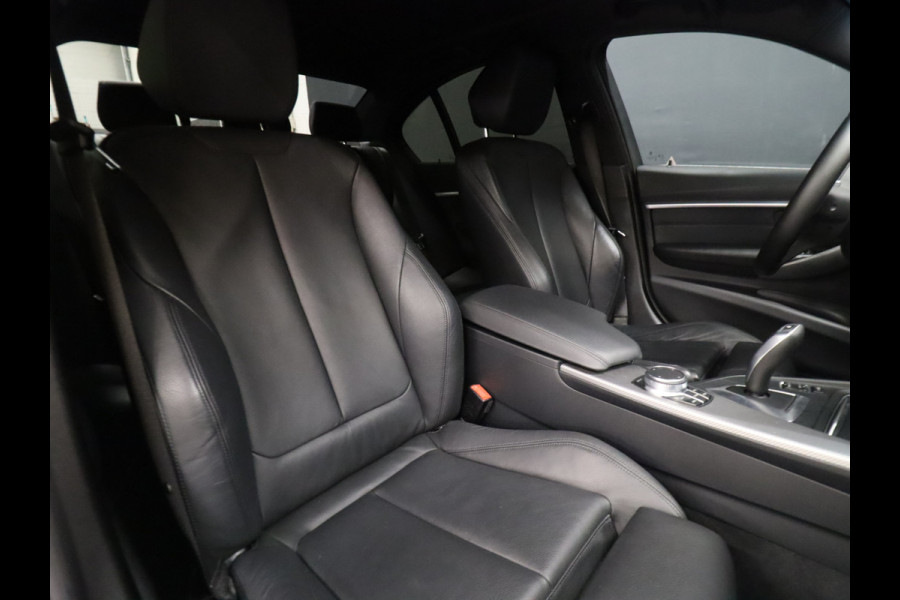 BMW 3 Serie 318i Edition M Sport Shadow Executive [M-STUUR, VOL LEDER, STOELVERWARMING, PDC ACHTER, CRUISE, CLIMATE, NIEUWSTAAT]
