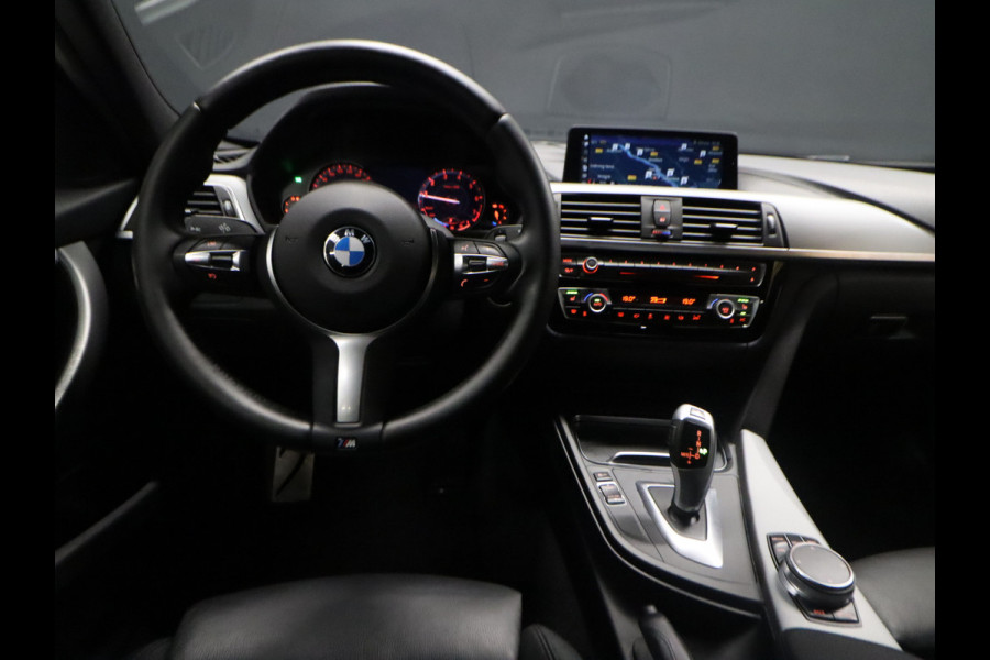 BMW 3 Serie 318i Edition M Sport Shadow Executive [M-STUUR, VOL LEDER, STOELVERWARMING, PDC ACHTER, CRUISE, CLIMATE, NIEUWSTAAT]