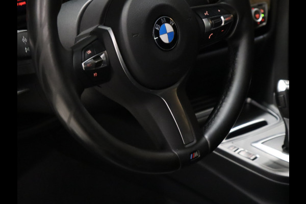 BMW 3 Serie 318i Edition M Sport Shadow Executive [M-STUUR, VOL LEDER, STOELVERWARMING, PDC ACHTER, CRUISE, CLIMATE, NIEUWSTAAT]