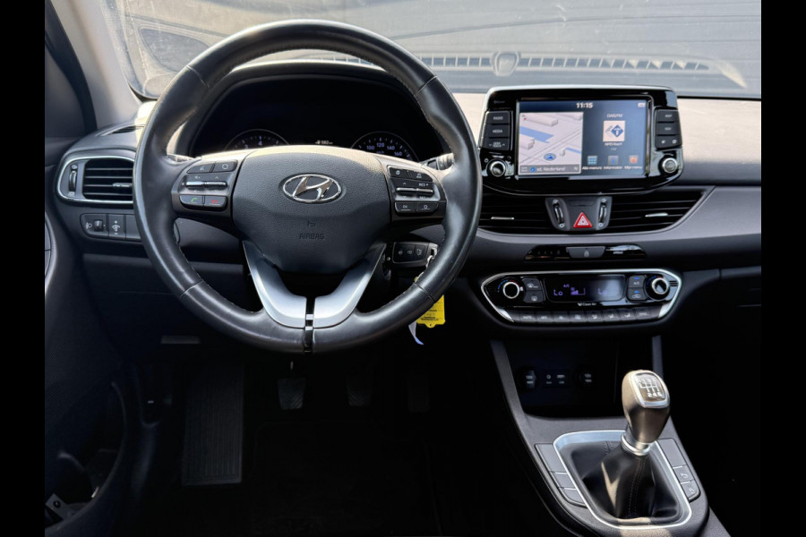 Hyundai i30 1.0 T-GDI Comfort 2e Eigenaar,Camera,Navi,Dealer Onderhouden,120pk,Clima,Cruise,Pdc,Lm Velgen,Nieuwe Apk bij Aflevering
