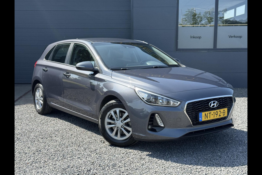 Hyundai i30 1.0 T-GDI Comfort 2e Eigenaar,Camera,Navi,Dealer Onderhouden,120pk,Clima,Cruise,Pdc,Lm Velgen,Nieuwe Apk bij Aflevering