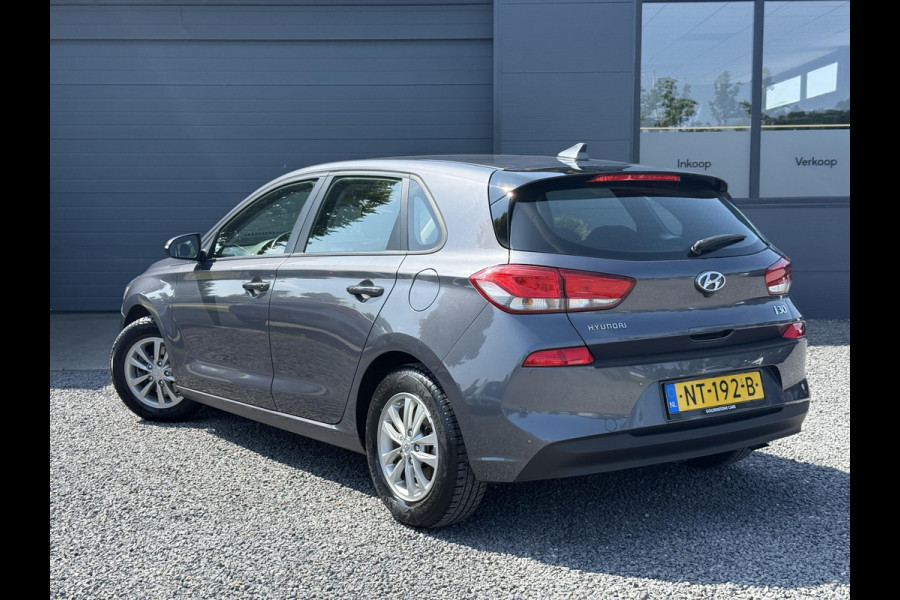 Hyundai i30 1.0 T-GDI Comfort 2e Eigenaar,Camera,Navi,Dealer Onderhouden,120pk,Clima,Cruise,Pdc,Lm Velgen,Nieuwe Apk bij Aflevering