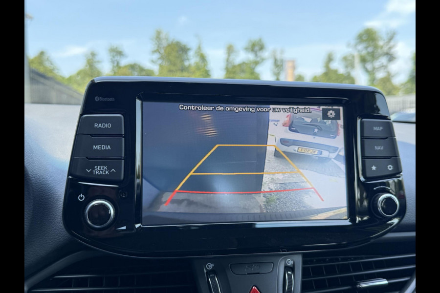 Hyundai i30 1.0 T-GDI Comfort 2e Eigenaar,Camera,Navi,Dealer Onderhouden,120pk,Clima,Cruise,Pdc,Lm Velgen,Nieuwe Apk bij Aflevering