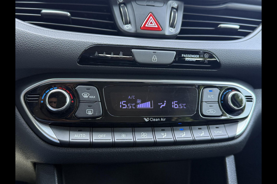 Hyundai i30 1.0 T-GDI Comfort 2e Eigenaar,Camera,Navi,Dealer Onderhouden,120pk,Clima,Cruise,Pdc,Lm Velgen,Nieuwe Apk bij Aflevering