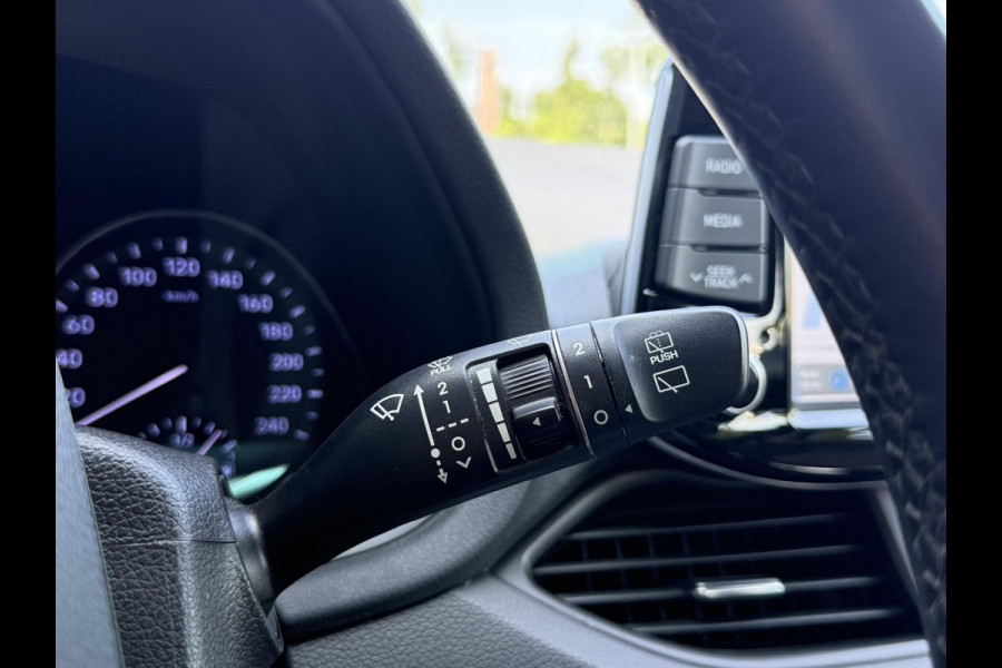 Hyundai i30 1.0 T-GDI Comfort 2e Eigenaar,Camera,Navi,Dealer Onderhouden,120pk,Clima,Cruise,Pdc,Lm Velgen,Nieuwe Apk bij Aflevering