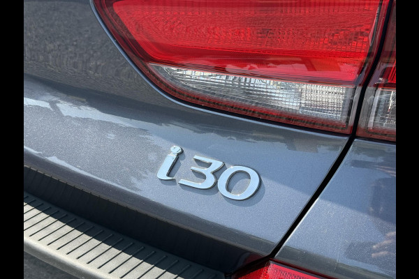 Hyundai i30 1.0 T-GDI Comfort 2e Eigenaar,Camera,Navi,Dealer Onderhouden,120pk,Clima,Cruise,Pdc,Lm Velgen,Nieuwe Apk bij Aflevering