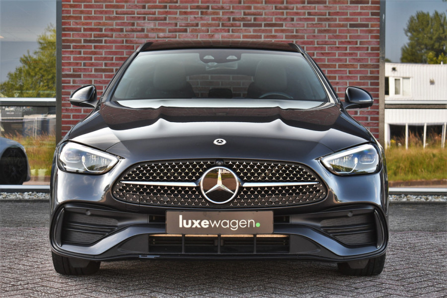 Mercedes-Benz C-Klasse Estate 300 e AMG Pano Distr Trekh HUD 360 Night Massage