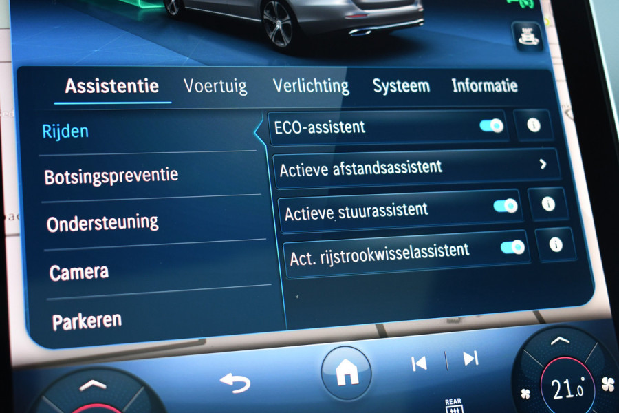 Mercedes-Benz C-Klasse Estate 300 e AMG Pano Distr Trekh HUD 360 Night Massage