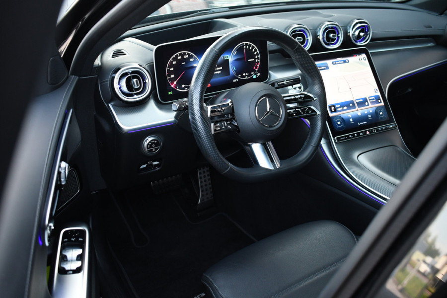 Mercedes-Benz C-Klasse Estate 300 e AMG Pano Distr Trekh HUD 360 Night Massage