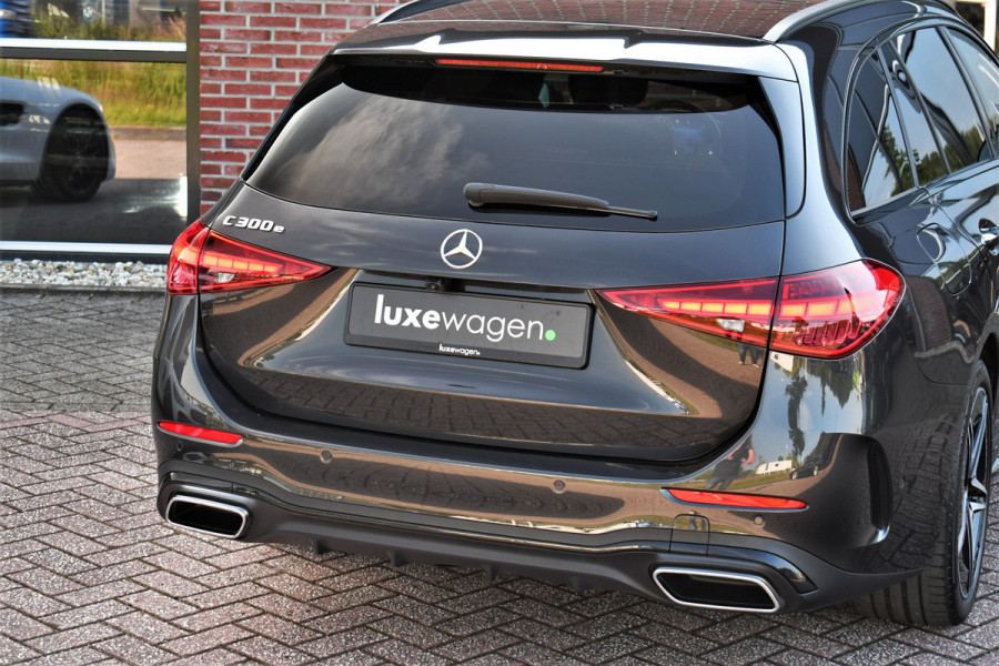 Mercedes-Benz C-Klasse Estate 300 e AMG Pano Distr Trekh HUD 360 Night Massage