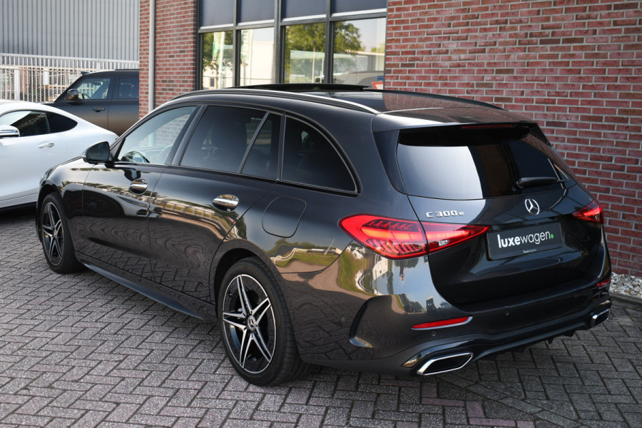 Mercedes-Benz C-Klasse Estate 300 e AMG Pano Distr Trekh HUD 360 Night Massage