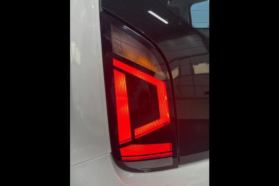 Volkswagen up! 1.0 BMT move up! NWE Model | Airco | DAB+ | 5 deurs | Elktr. pakket