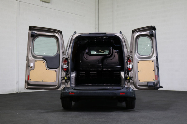 Ford Transit Courier 1.5 TDCI 100pk Euro 6 Limited Airco Navigatie BPM Vrij