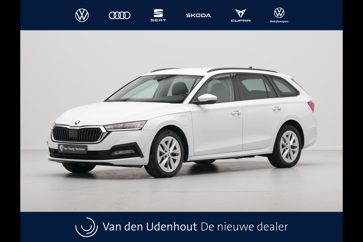 Škoda Octavia Combi 1.4 TSI iV PHEV Ambition Navi via App Pdc Cruise Lm Velgen 40 Škoda Octavia Combi 1.4 TSI iV PHEV Ambition Navi via App Pdc Cruise Lm Velgen 40