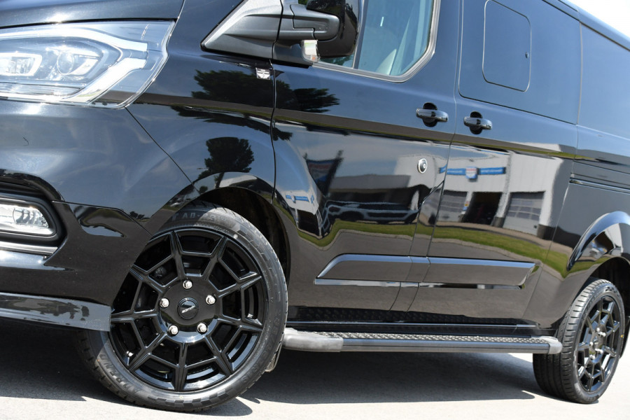 Ford Transit Custom 300 2.0 TDCI L2H1 DC Black Edition Camera, Adaptieve Cruise, 170Pk, Carplay, Xenon, Automaat, Leder, Multimedia, Sensoren, 2 x Schuifdeur, UNIEK!