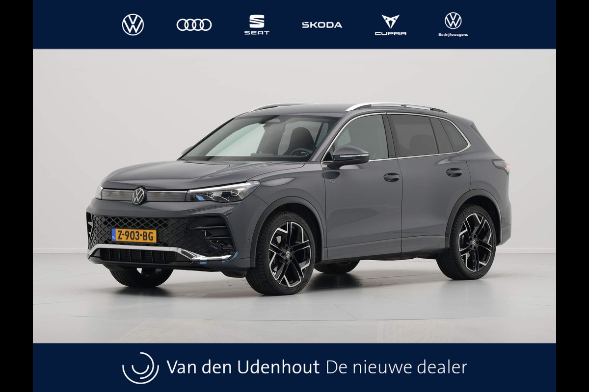 Volkswagen Tiguan 1.5 eTSI R Line Business Navigatie Camera Stoelverwarming Trekhaak Volkswagen Tiguan 1.5 eTSI R Line Business Navigatie Camera Stoelverwarming Trekhaak