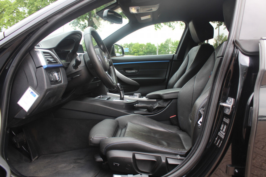 BMW 4 Serie Gran Coupé 420i Corporate Lease High Executive / Leder / Head-up / 18'' / Navigatie / Stoelverwarming / Getint glas / Cruise control