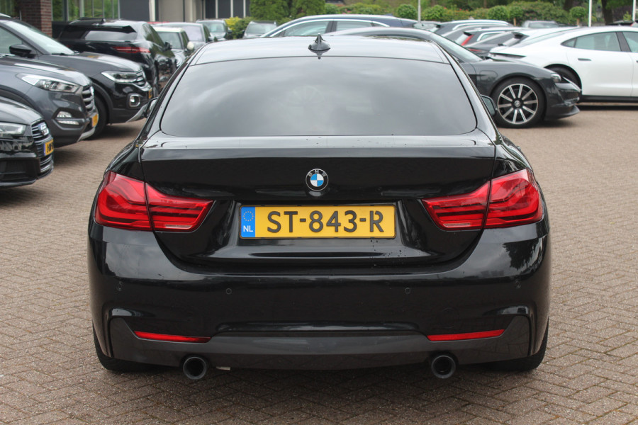 BMW 4 Serie Gran Coupé 420i Corporate Lease High Executive / Leder / Head-up / 18'' / Navigatie / Stoelverwarming / Getint glas / Cruise control