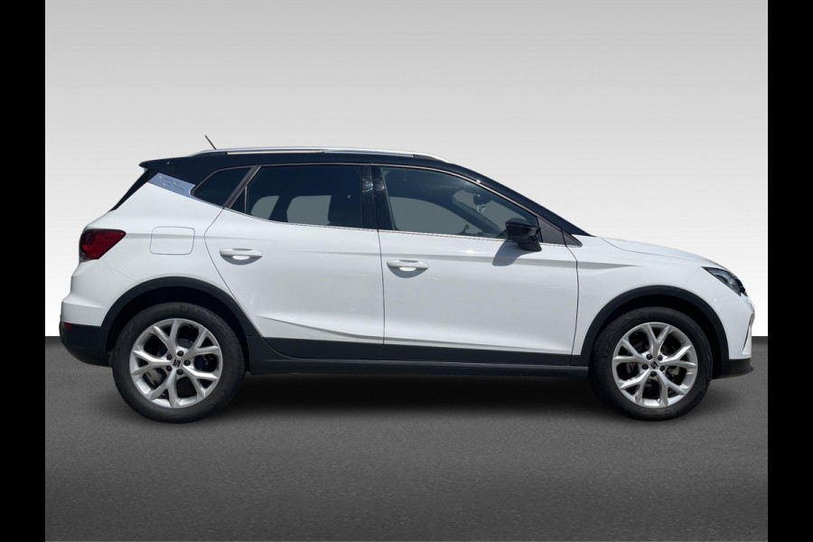 Seat Arona 1.0 EcoTSI FR Business Connect  | zwart dak |
