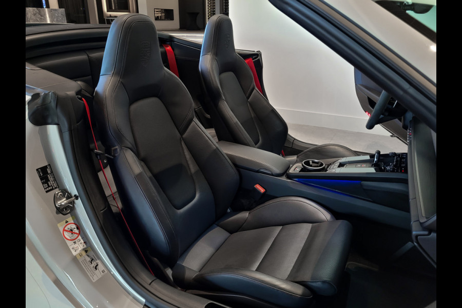 Porsche 911 Cabrio 3.0 Carrera 4 GTS Lift|Acc|Bosé|18-voudig|Stoelkoeling|Keyless|New Service