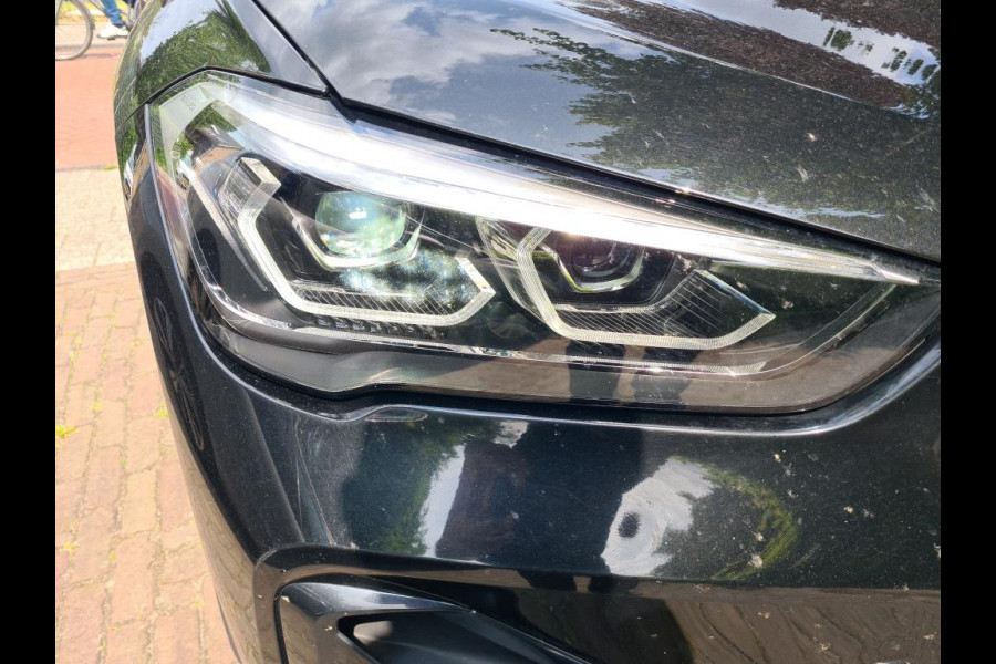BMW X1 sDrive18i Executive Edition NL AUTO | PANO | TREKHAAK | CAMERA |
